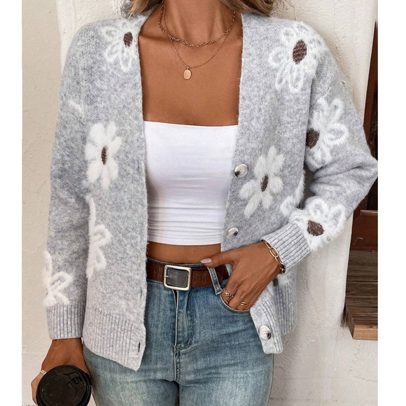 Maternity Floral Print Fuzzy Button Down Oversized Cardigan - Picture 1 of 12